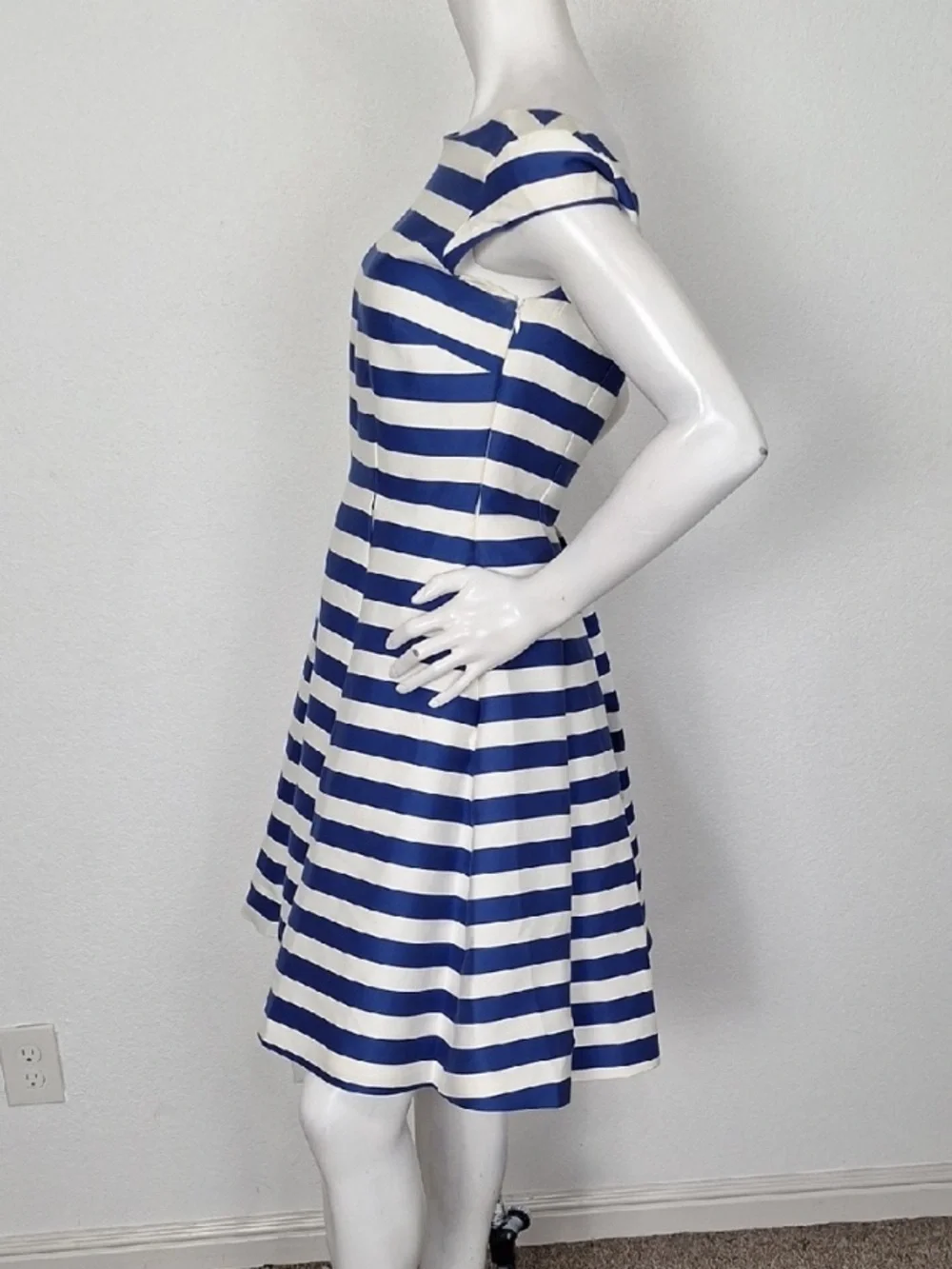 Kate Spade Blue White Mariella Striped Business Casual Fit & Flare Dress Size 4